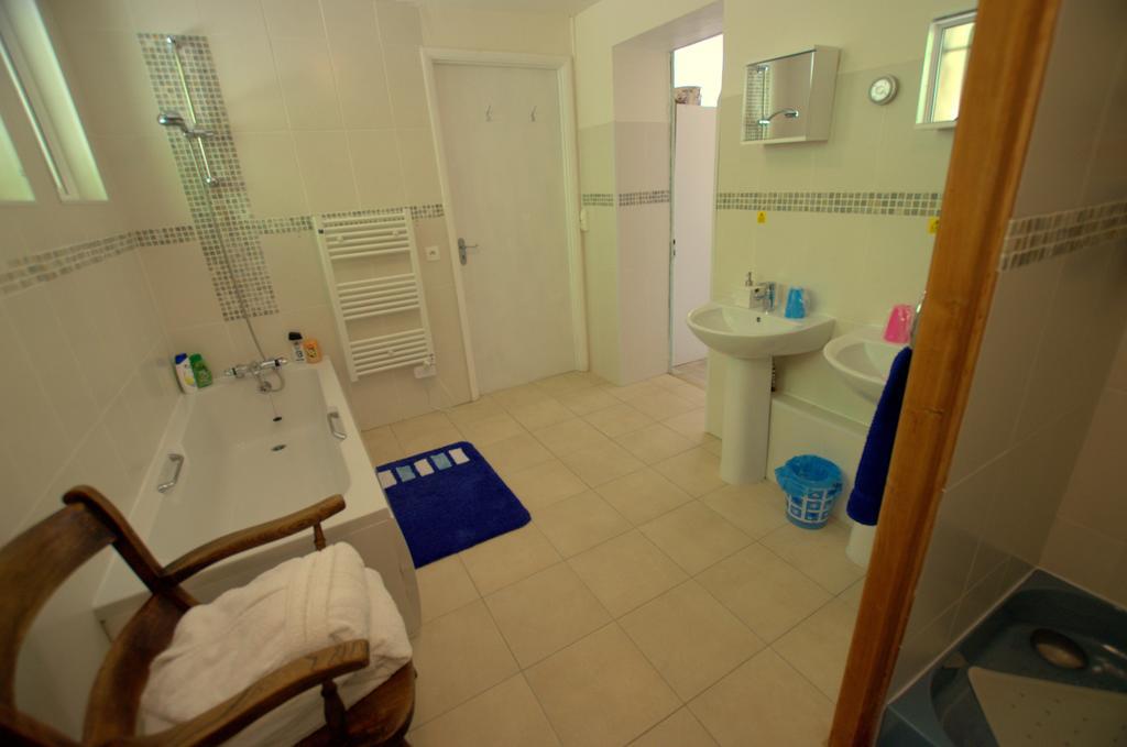 Mon Plaisir - Chambres D'Hotes Villefranche-de-Rouergue Ruang foto