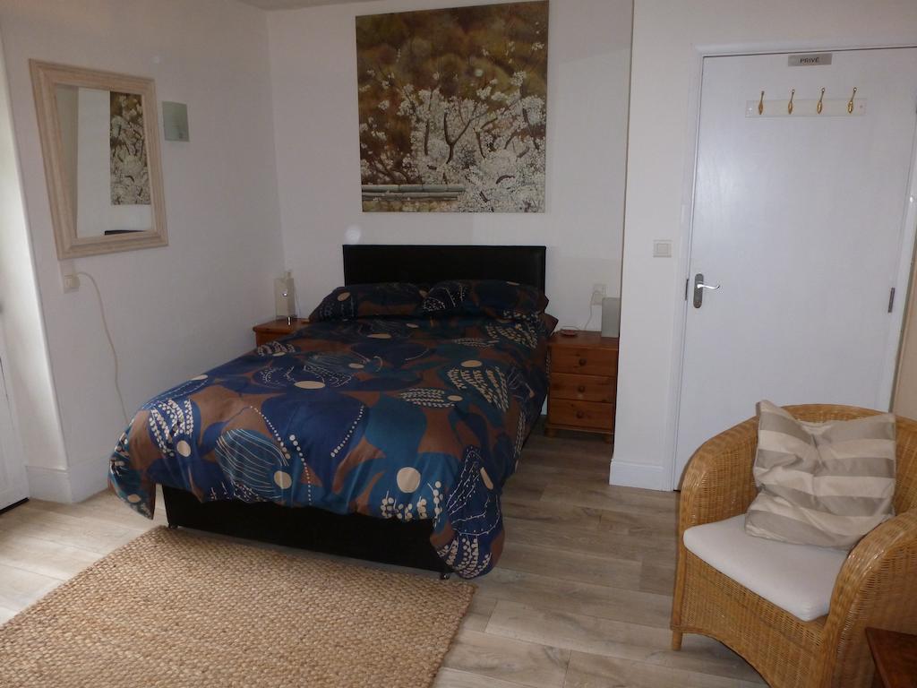 Mon Plaisir - Chambres D'Hotes Villefranche-de-Rouergue Ruang foto