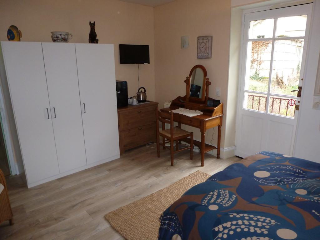 Mon Plaisir - Chambres D'Hotes Villefranche-de-Rouergue Ruang foto